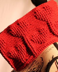 Valentine's Day Free Crochet Cowl Pattern
